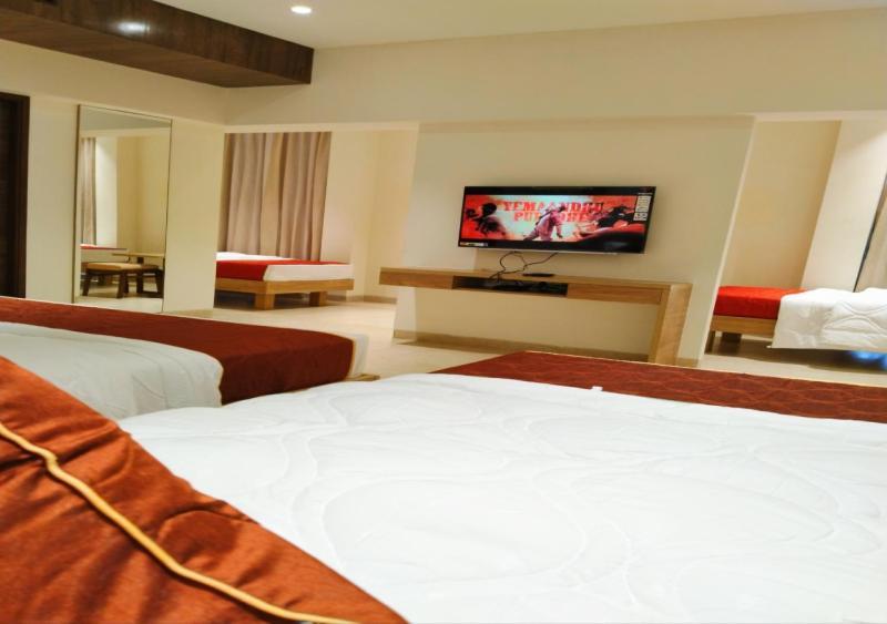 The Paradise Hotel - Luxury Stay Kanchipuram Ngoại thất bức ảnh