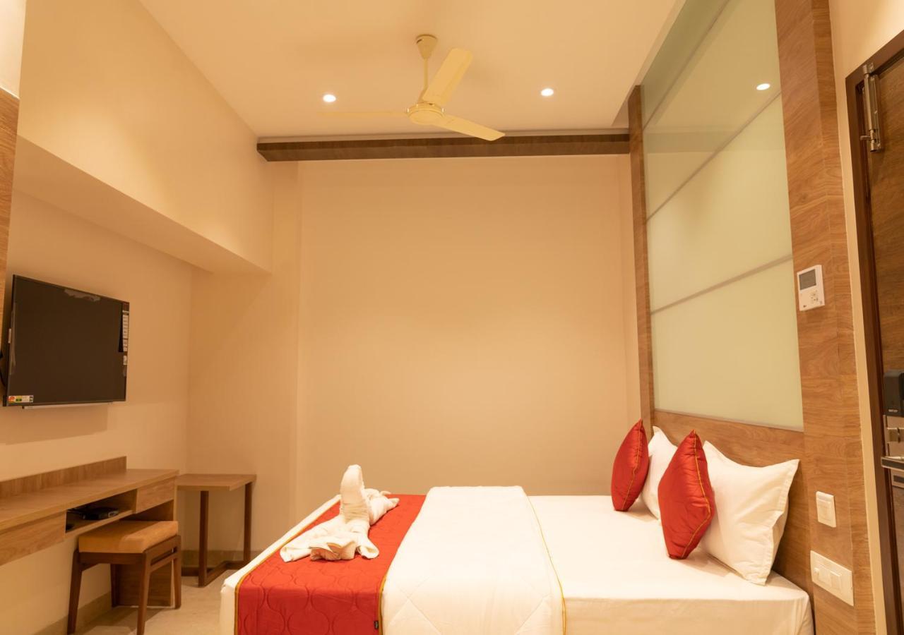 The Paradise Hotel - Luxury Stay Kanchipuram Ngoại thất bức ảnh